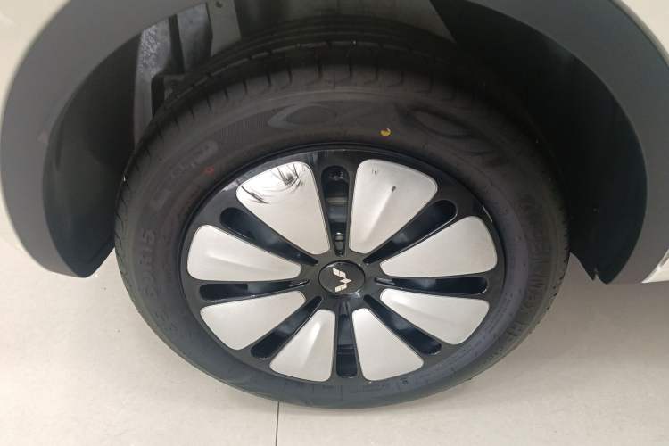 Used Wuling Bingo 2025 333 km Lingxi Connected Version
