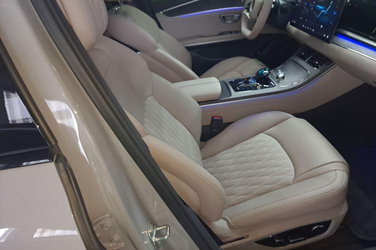 Used BYD Han 2025 EV Intelligent Driving Edition 701KM LiDAR Deluxe Model