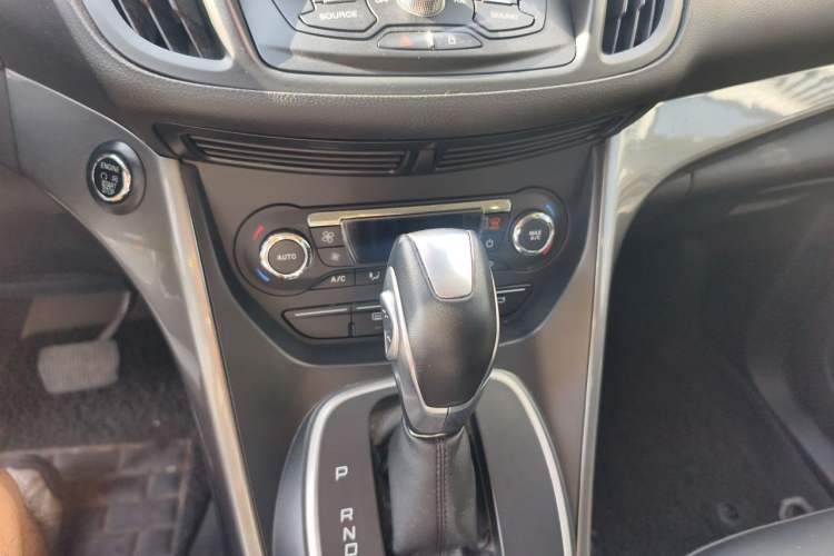 Used Ford Kuga 2015 2.0L GTDi Four-Wheel Drive Elite Model