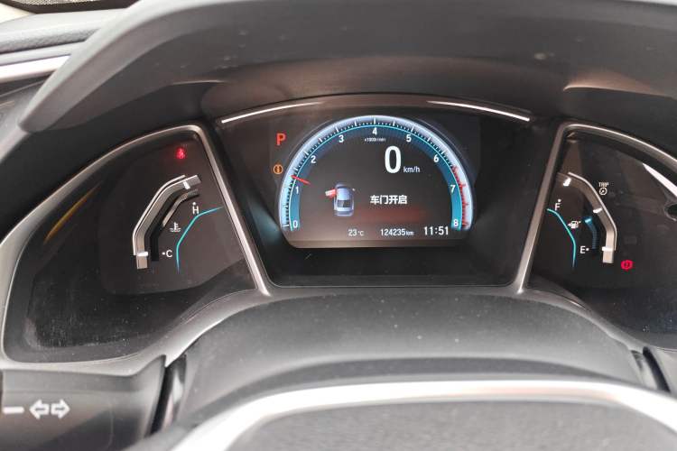 Used Honda Civic 2016 220TURBO CVT Luxury Edition
