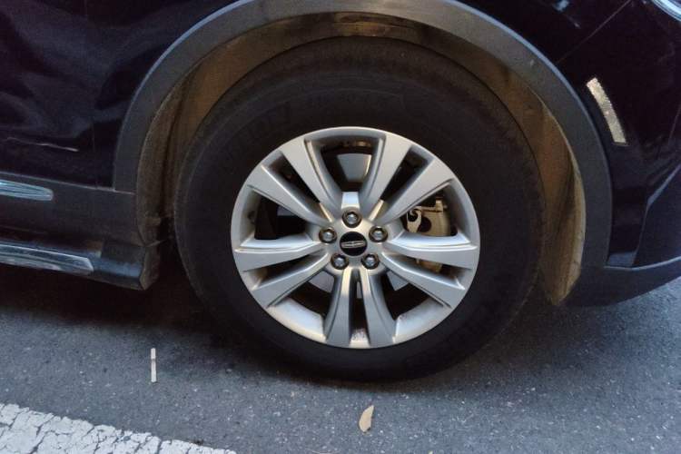 Used Lincoln MKX 2017 2.0T Two-Wheel Drive Deluxe Edition
