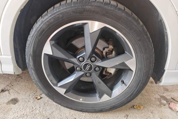 Used Audi Q3 2021 35 TFSI Fashion Dynamic Model