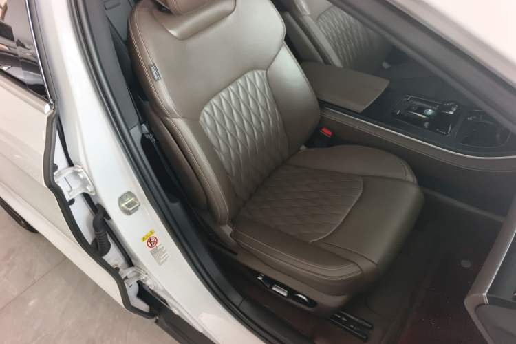 Used BYD Han 2022 DM-i 121KM Luxury Model