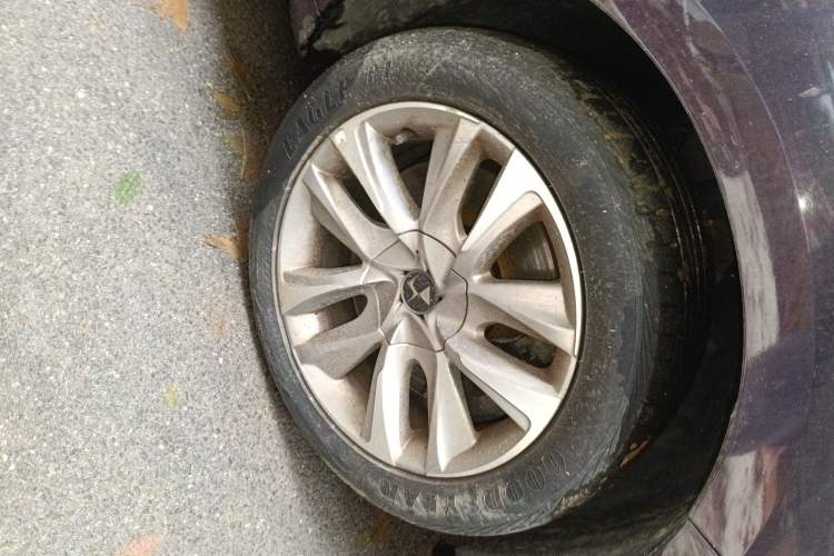 Used DS 5 2013 1.6T Luxury Edition THP200