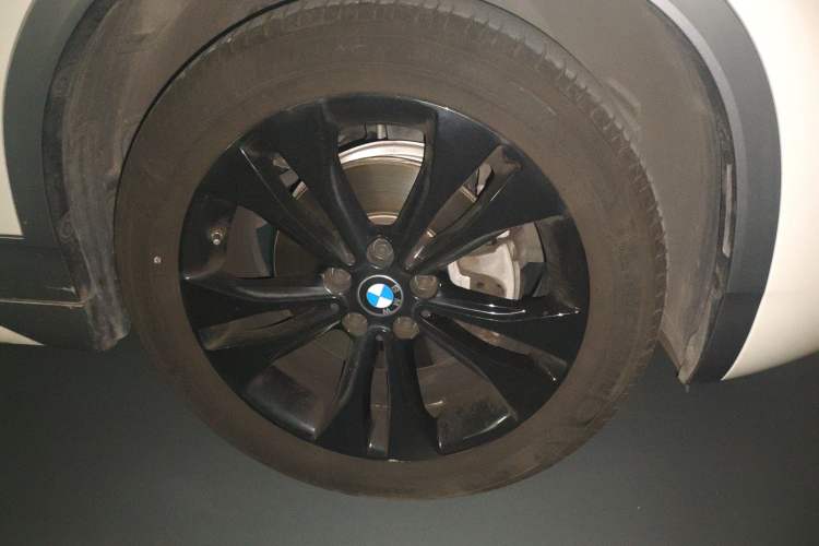 Used BMW X2 2020 sDrive20i M Sport Package Right Front Wheel Hub