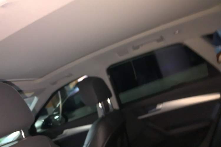 Used Audi Q5L 2020 Updated 40 TFSI Prestige Fashion Edition Headliner