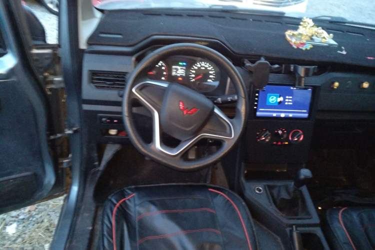 Used Wuling Zhengcheng 2022 2.0L Manual Entrepreneurial Version