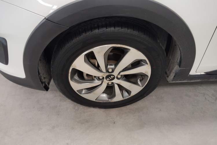 Used Kia KX Cross 2017 1.4L AT GLS