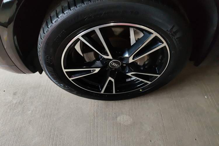 Used Audi Q5L 2022 40T Fashionable and Dynamic Model