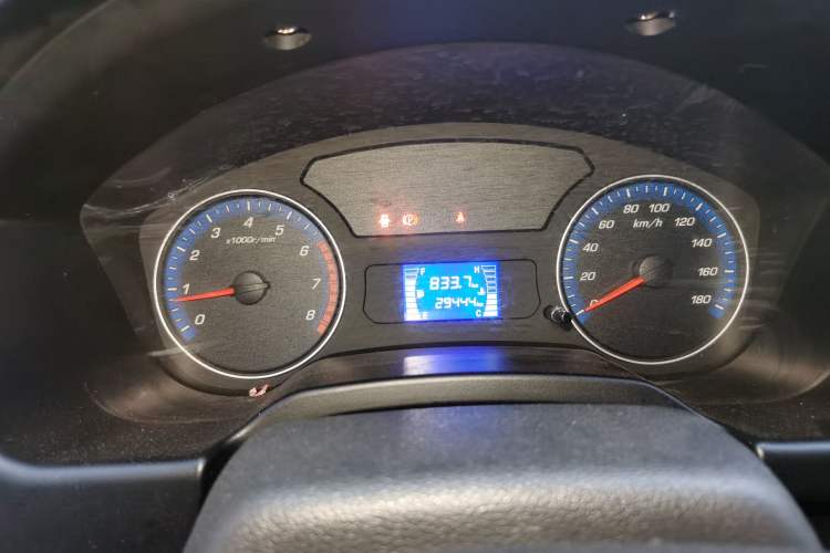 Used CHANGAN KAICHENG Shenqi F30 2019 1.5L Comfort Edition China VI Dual-Cab Long Wheelbase DAM15KL Instrument Cluster