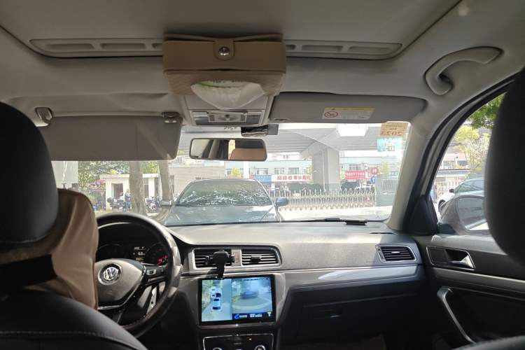 Used Volkswagen Lavida 2017 1.6L Automatic Comfort Edition