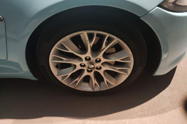 Used Jaguar XF 2013 XF 2.0T Luxury Edition