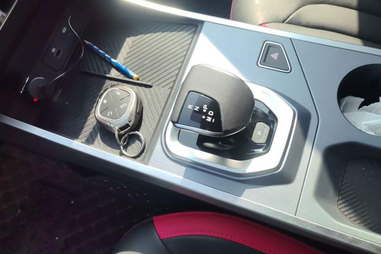 Used JETOUR Dashing 2026 Model—Youth Edition, 1.5T 6DCT Elite Edition
