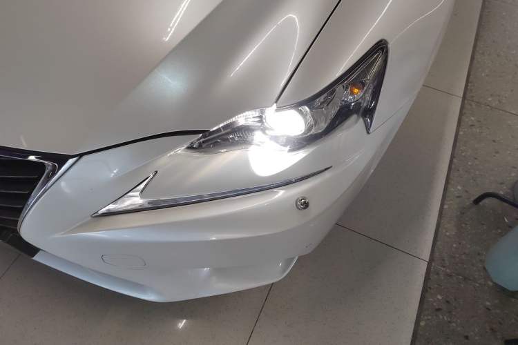 Used Lexus IS 2015 200T Fēngshàng Edition