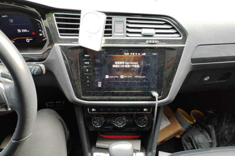 Used Volkswagen Tiguan L 2021 330TSI Automatic Two-Wheel Drive R-Line Enhanced Edition