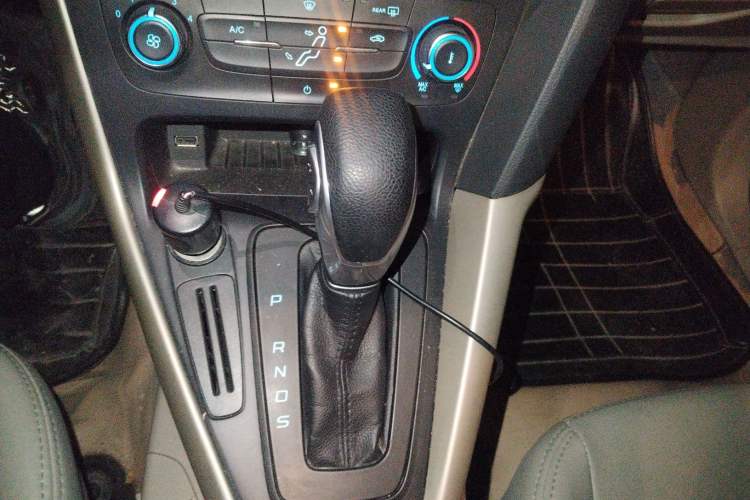 Used Ford Focus 2015 Sedan 1.6L Automatic Comfort Model
