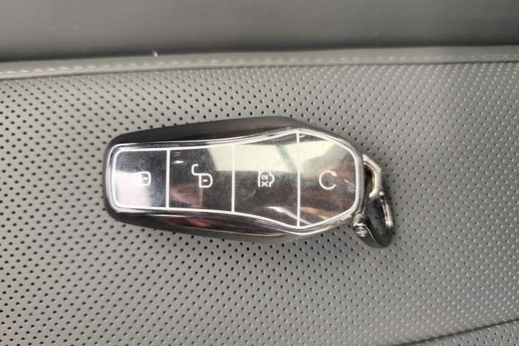 Used BYD Song Pro New Energy 2025 Second-Generation Intelligent Driving Version DM-i 115KM Excellence Edition Interior 1