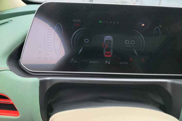 Used ORA Good Cat 2022 400km Standard Range Premium Version Lithium-Ion Battery
