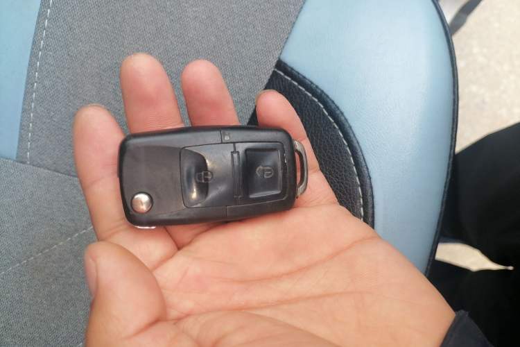 Used Foton Xiangling V  Vehicle Key
