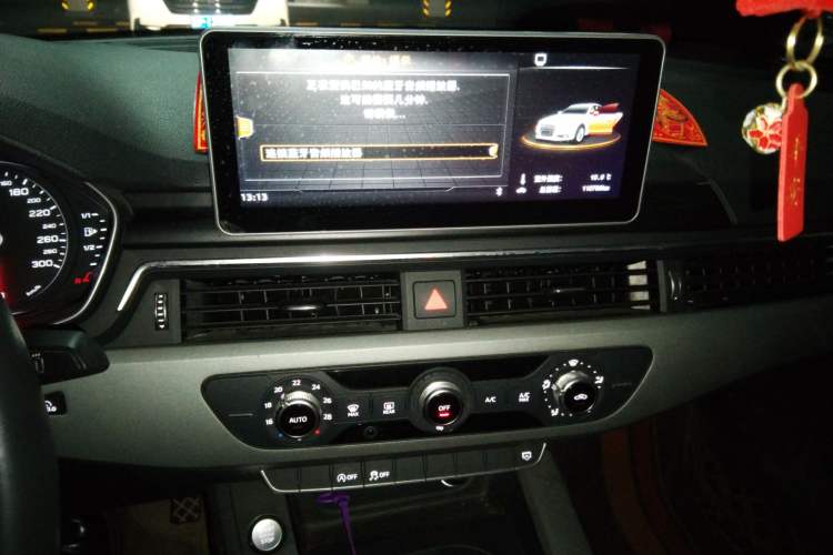 Used Audi A4L 2018 30th Anniversary Edition 30 TFSI Ambition Model