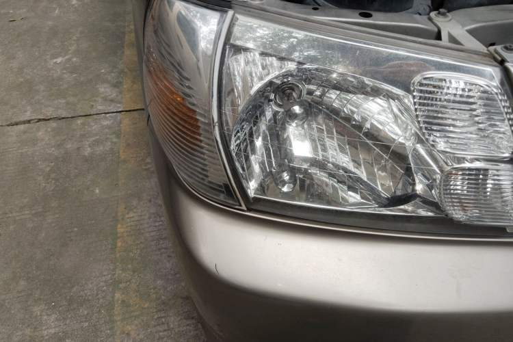 Used Jinbei Express 2017 2.0L Standard Version V19 Right Front Headlight