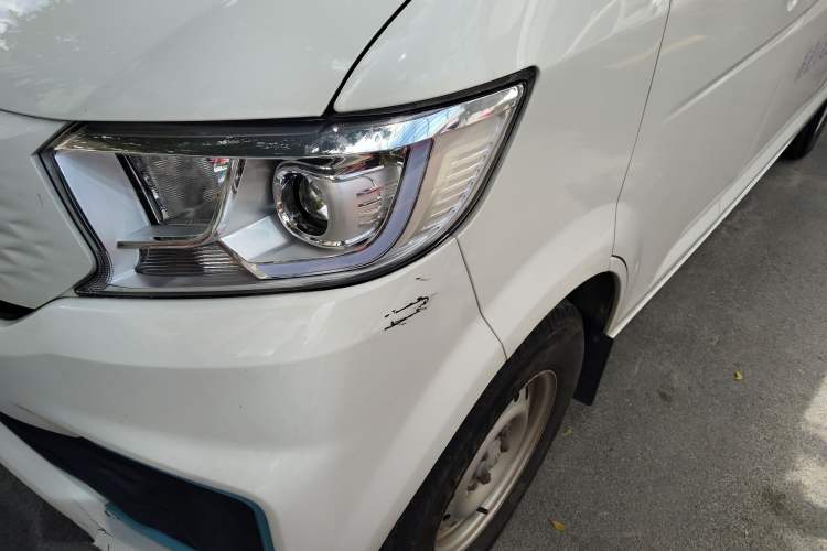 Used Kuayue Kuayue Xing V7 EV 2024 251 km Hatchback Comfort Version 6 Seats