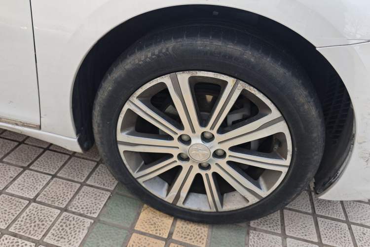 Used Peugeot 408 2015 1.2T Automatic Luxury Edition
