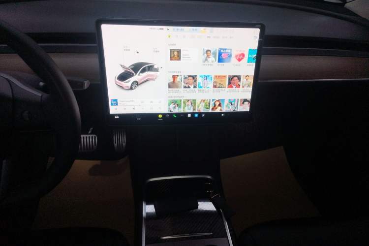 Used Tesla Model Y 2021 Long-Range All-Wheel-Drive Version 3D7
