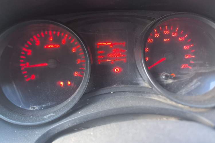 Used Wuling Hongguang 2019 1.5L S Basic Version China VI Standard LAR
