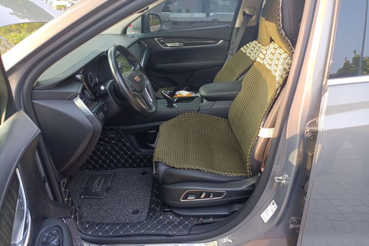 Used Cadillac XT5 2018 28T Four-Wheel Drive Luxury Model Left Front Seat