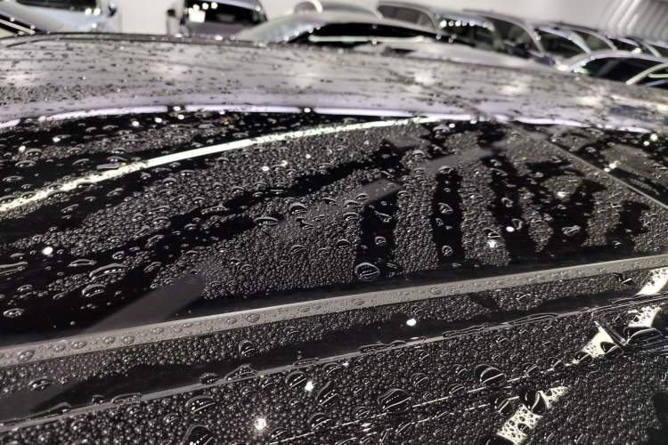 Used Zeekr 9X 2025 Moon Black Edition 70kWh
