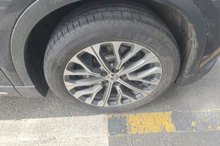 Used Nio ES6 2023 75 kWh Right Front Wheel Hub