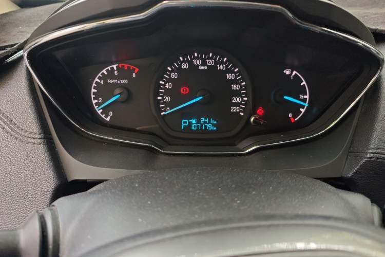 Used Ford Escort 2015 1.5L Automatic Fashion Model