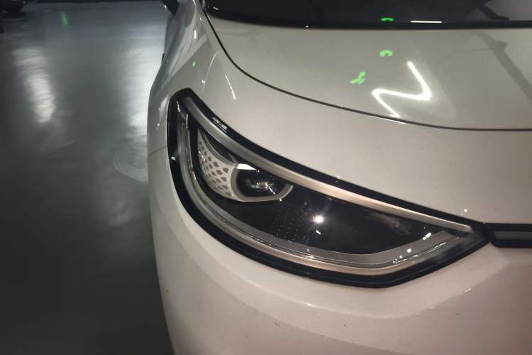 Used Volkswagen ID.3 2022 Pro Smart Edition Right Front Headlight