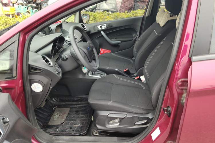 Used Ford Fiesta 2013 Hatchback 1.5L Automatic Fashion Edition