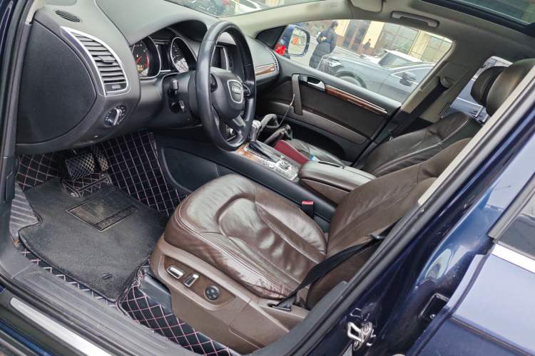 Used Audi Q7 2014 40 TFSI off-road version