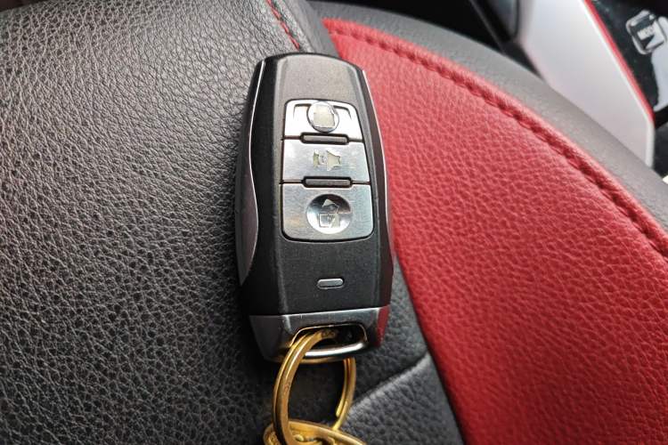 Used Haval H2 2017 Blue Label 1.5T Automatic Two-Wheel Drive Luxury Model
