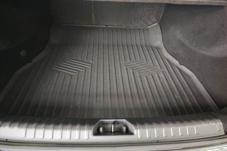 Used Lynk & Co 07 2024 EM-P 126 Long-Range Halo
