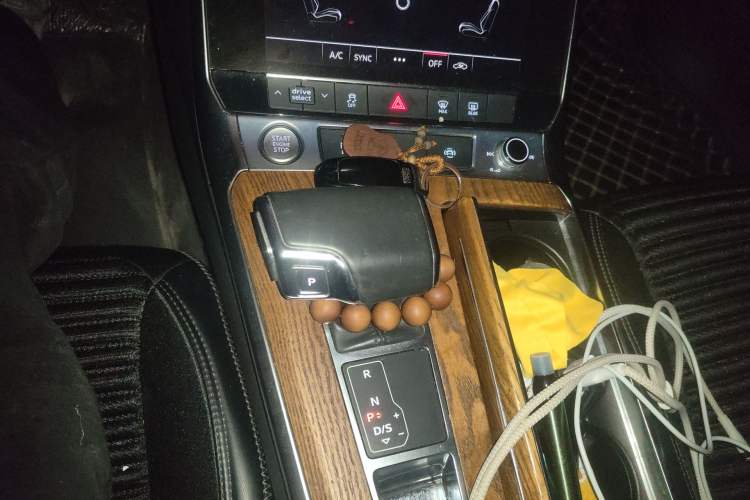 Used Audi A6L 2019 45 TFSI Prestige Elegant Edition Gear Lever