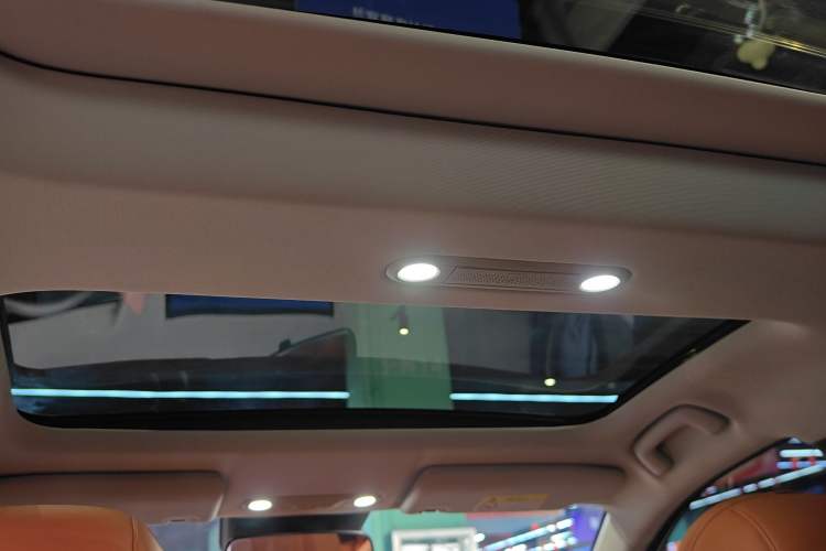 Used AION RT 2025 650 Zhijihao Edition Headliner