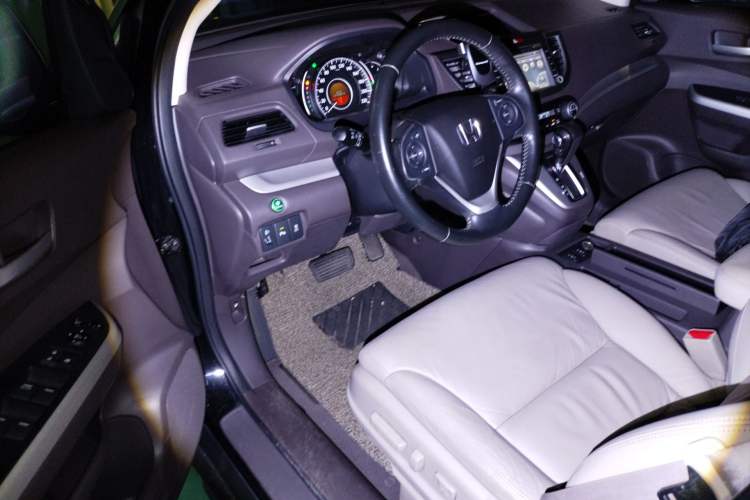 Used Honda CR-V 2013 2.4L four-wheel drive luxury version