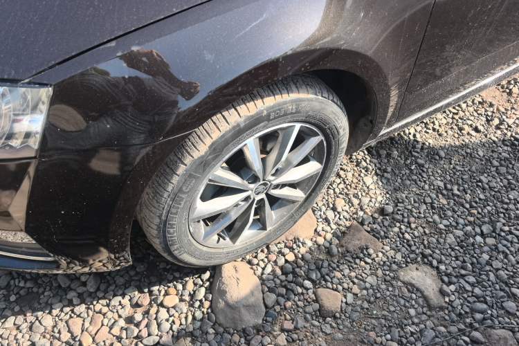 Used Skoda Octavia 2017 Classic Model 1.6L Automatic Comfort Edition
