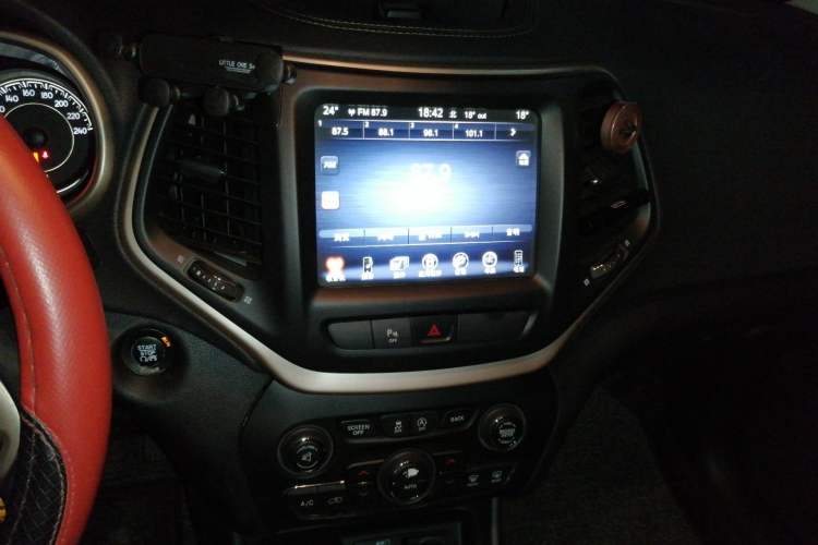 Used Jeep Cherokee 2016 2.4L Leading Smart Version