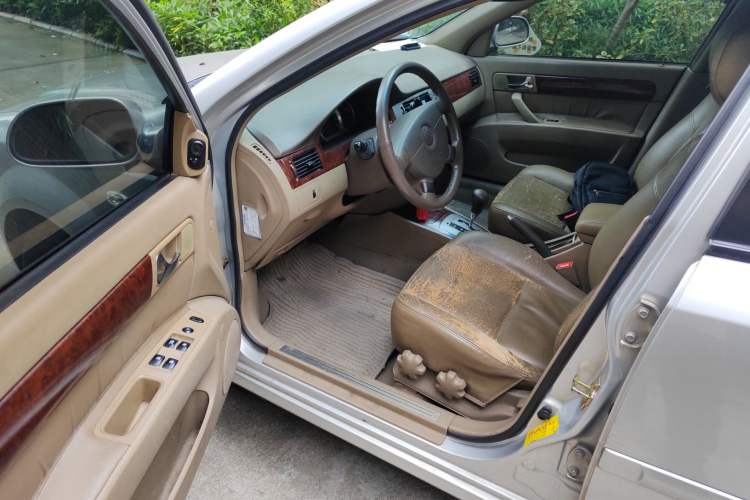 Used Buick Excelle 2005 Touring Version 1.8L Automatic Comfort Edition