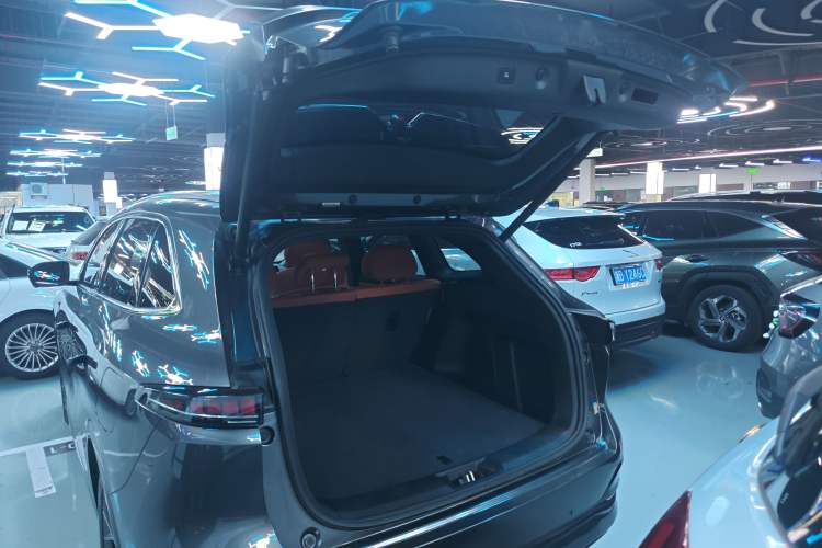 Used Changan CS75 PLUS 2025 4th Generation 1.5T New Blue Whale Smart Luxury Edition