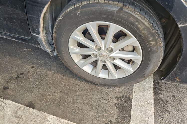 Used Toyota Camry 2015 2.0G Premier Edition
