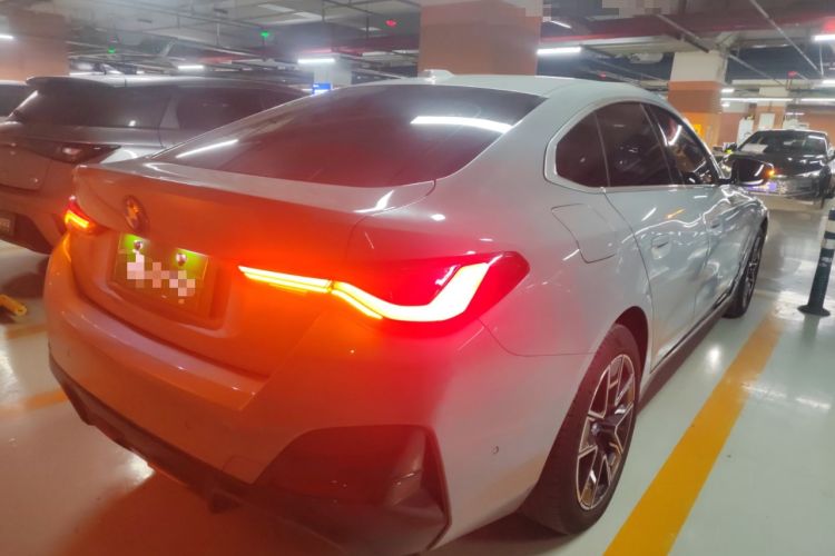 Used BMW i4 2023 eDrive35
