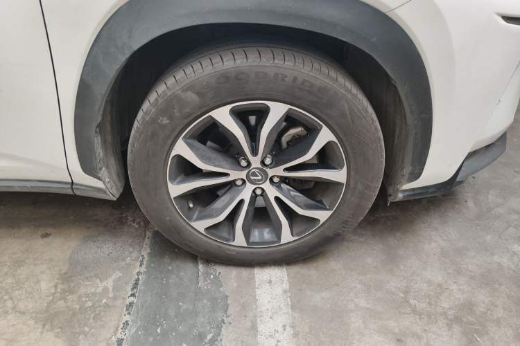 Used Lexus NX 2015 200t All-Wheel-Drive F SPORT Exterior 1