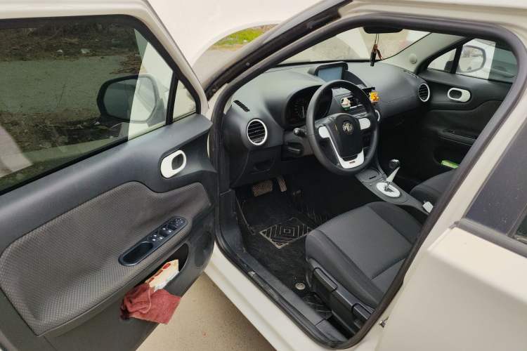 Used MG 3 2011 1.5L AMT Elite Edition
