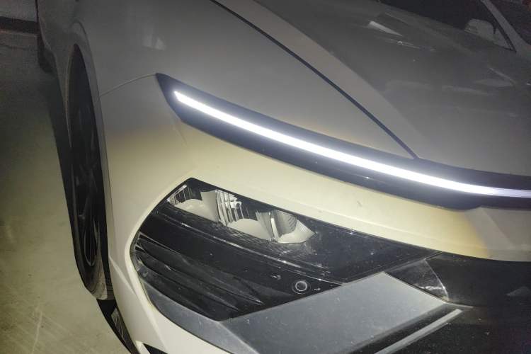 Used Hyundai Sonata 2024 1.5T Pro Right Front Headlight